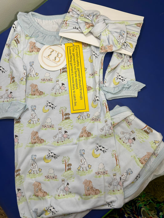 Girls Nursery Rhyme Knotted Gown + Bow